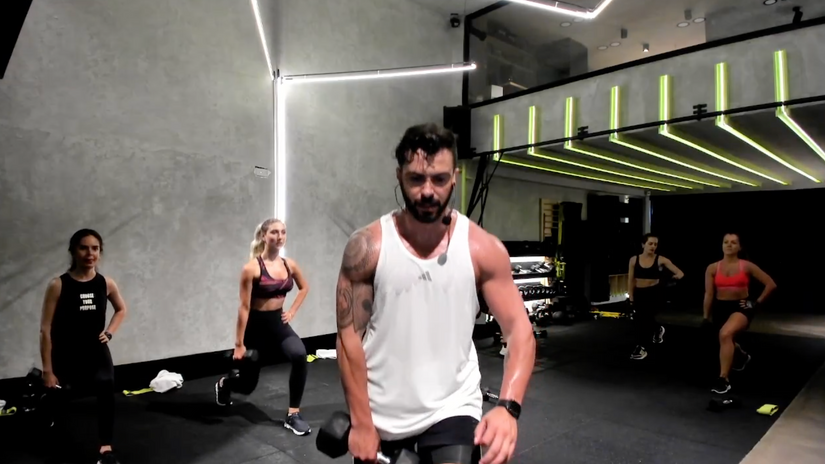 TOTAL BODY: Gözlerini Kapat